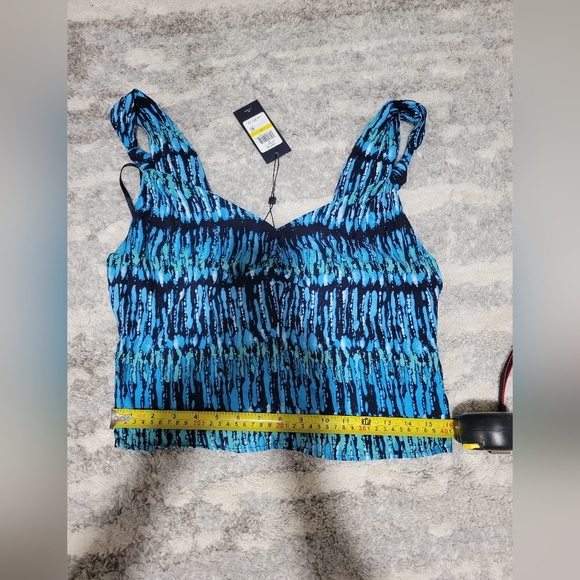 Tommy Hilfiguer Blue and Black Women's Top - Picture 9 of 11